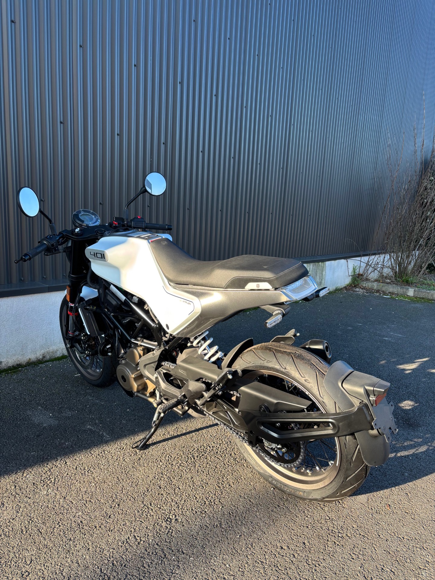 photo-annonce-husqvarna-401-vitpilen_694bf9f6e8327424002879