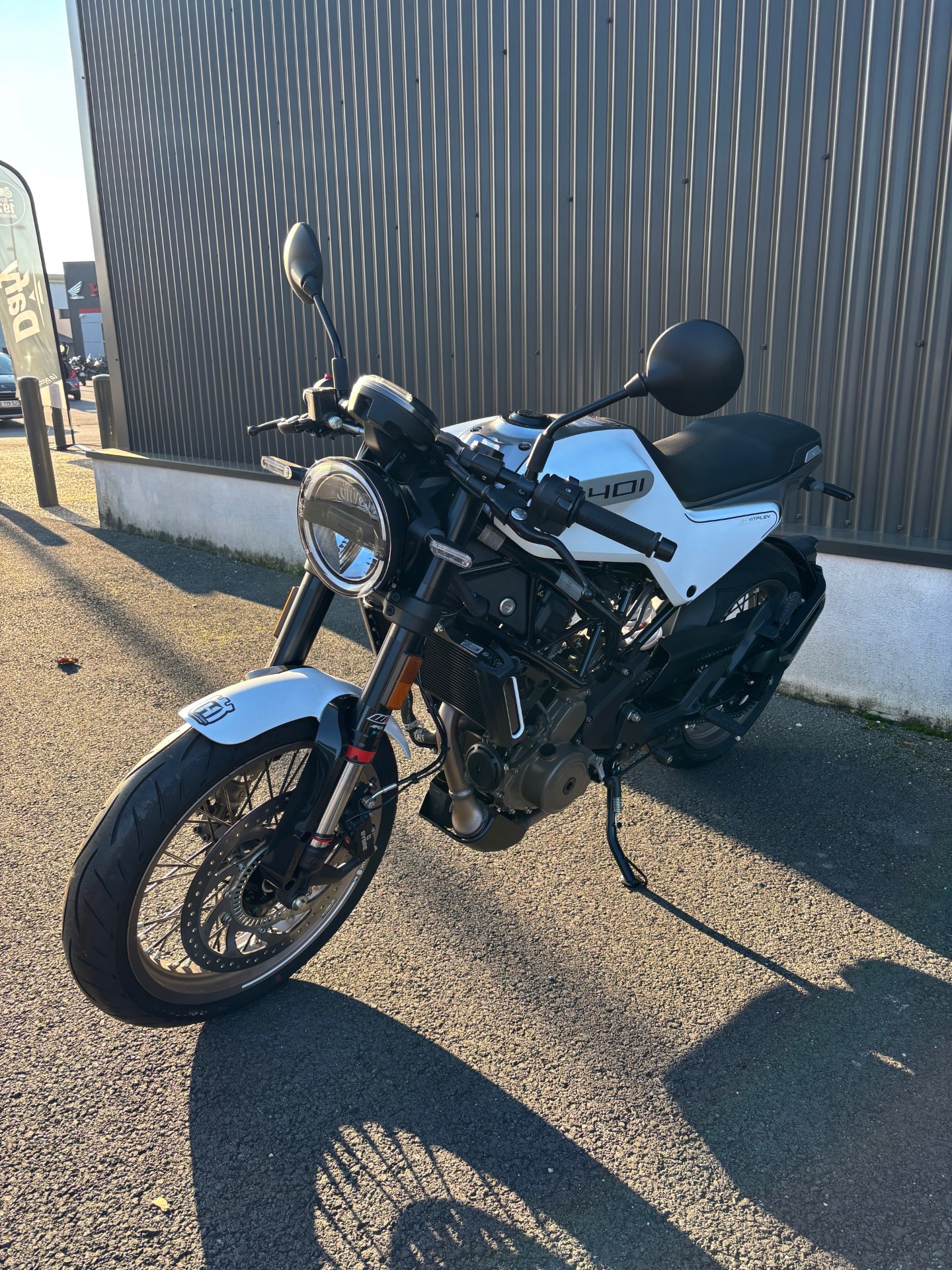 photo-annonce-husqvarna-401-vitpilen_694bfa0e4c0b6622691775