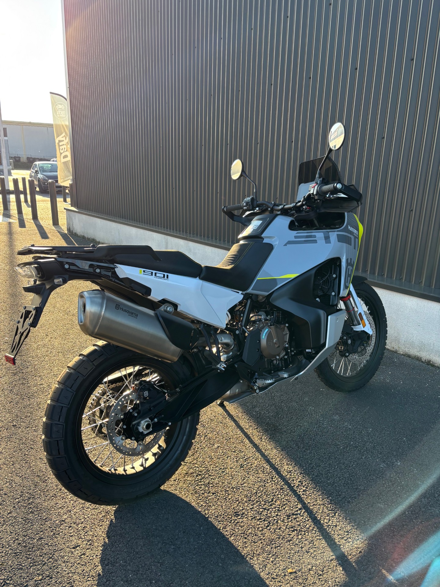 photo-annonce-husqvarna-norden-901_694bfe421d3d8719634151