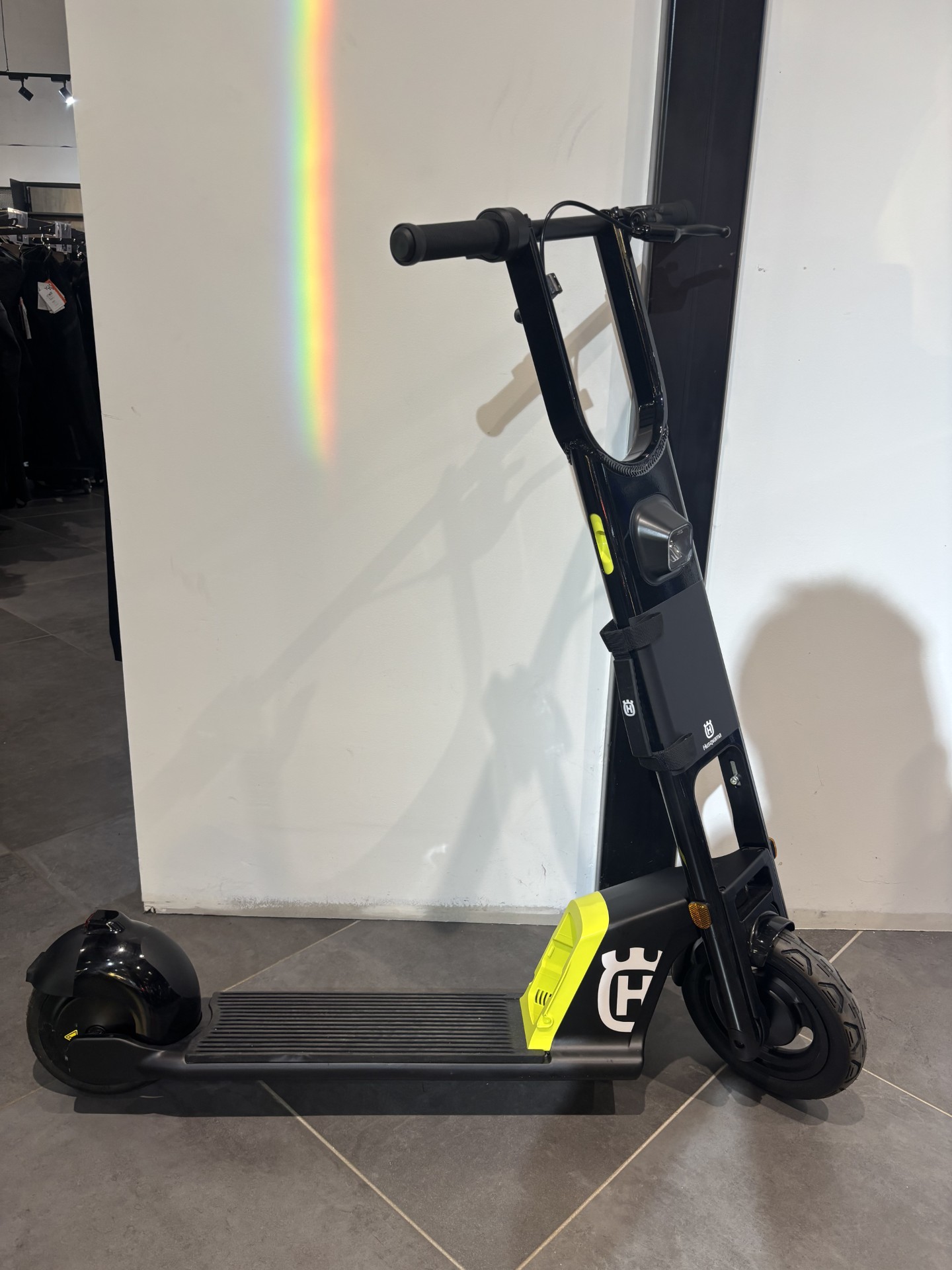 photo-annonce-husqvarna-trottinette_694c0995204c2157645062